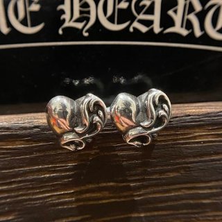 高級ブランドクロムハーツ STUD HEART ハートスタッド ピアス シルバー コピー Kuk61884