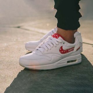 追跡付 シュプリーム ルイヴィトン ナイキ エアマックス 1 偽物 AIR MAX 1 カスタムが海外で話題に！ nah00495