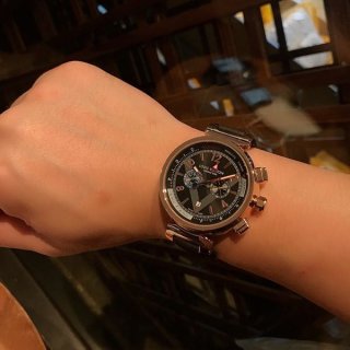 ルイヴィトン 偽物 タンブール クロノグラフ 41mm vuw93611