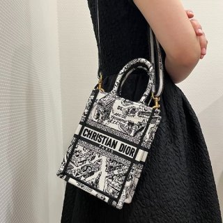 《大人気》ディオール 偽物 BOOK TOTE ミニ フォンバッグ ded66799